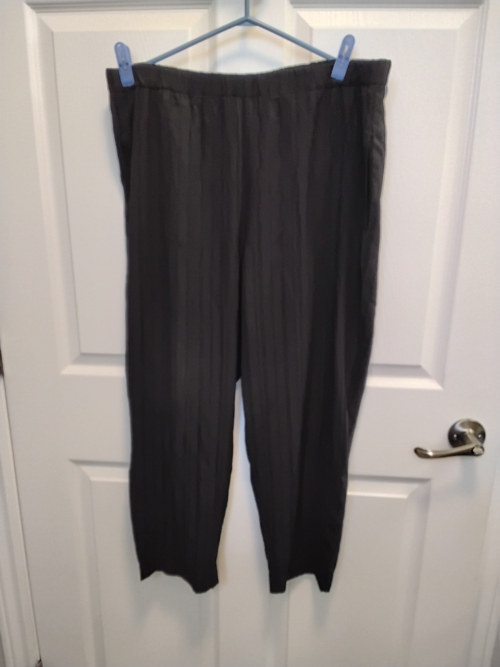 Habitat Woman's Semi Sheer Wrinkle Look Ankle Cropped Pants